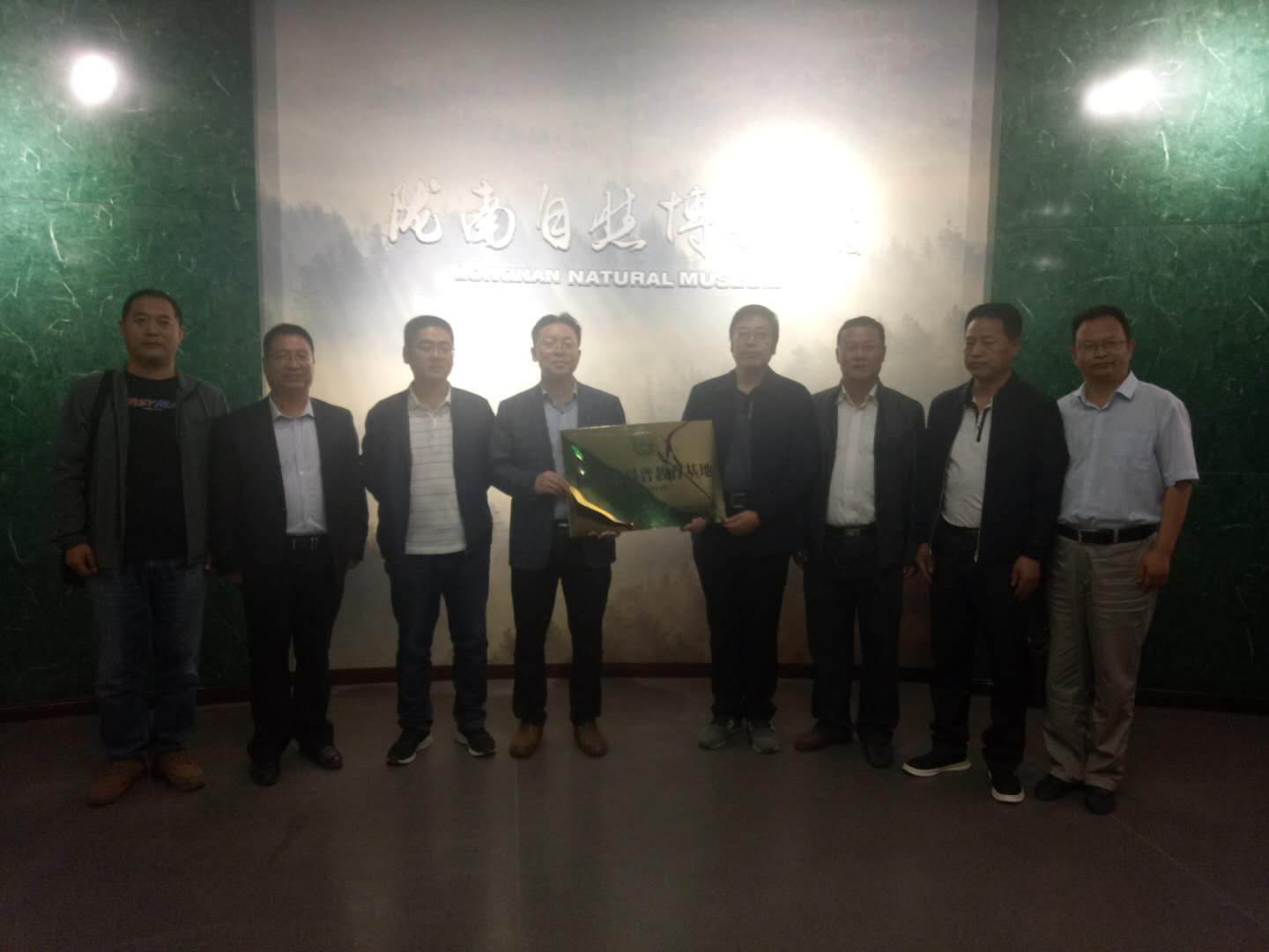 说明: http://kyan.lntc.edu.cn/__local/F/BC/8C/0433D69F4A9B7C97C17C36592B4_1F93775D_FF27.jpg